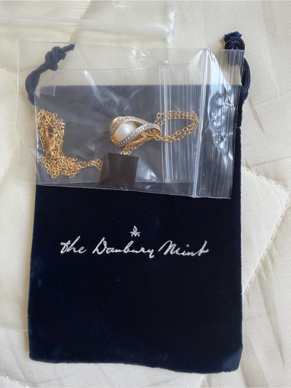 Danbury Mint Gold-Tone Pearl Pendant Necklace - Gold & White